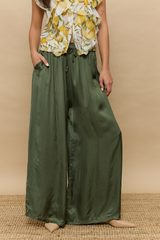 מכנס סאטן רחב