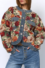 ג'קט גובלן שילוב ג'ינס