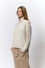 גולף סיומת תחרה בשרוול