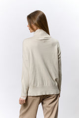 גולף סיומת תחרה בשרוול