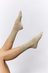 גרבי פתיתים צבעוניים