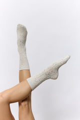 גרבי פתיתים צבעוניים