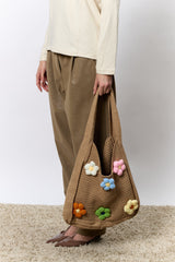 תיק סרוג פרחים