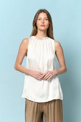 טופ סאטן כיווץ צווארון אדל