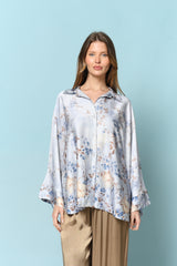 מכופתרת עטלף פרחונית סאטן