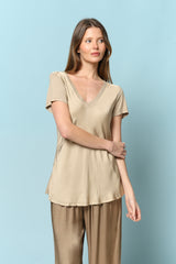 Jenny טופ סאטן שרוול קצר