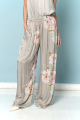 מכנס סאטן פרחוני