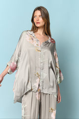 מכופתרת סאטן פרחים