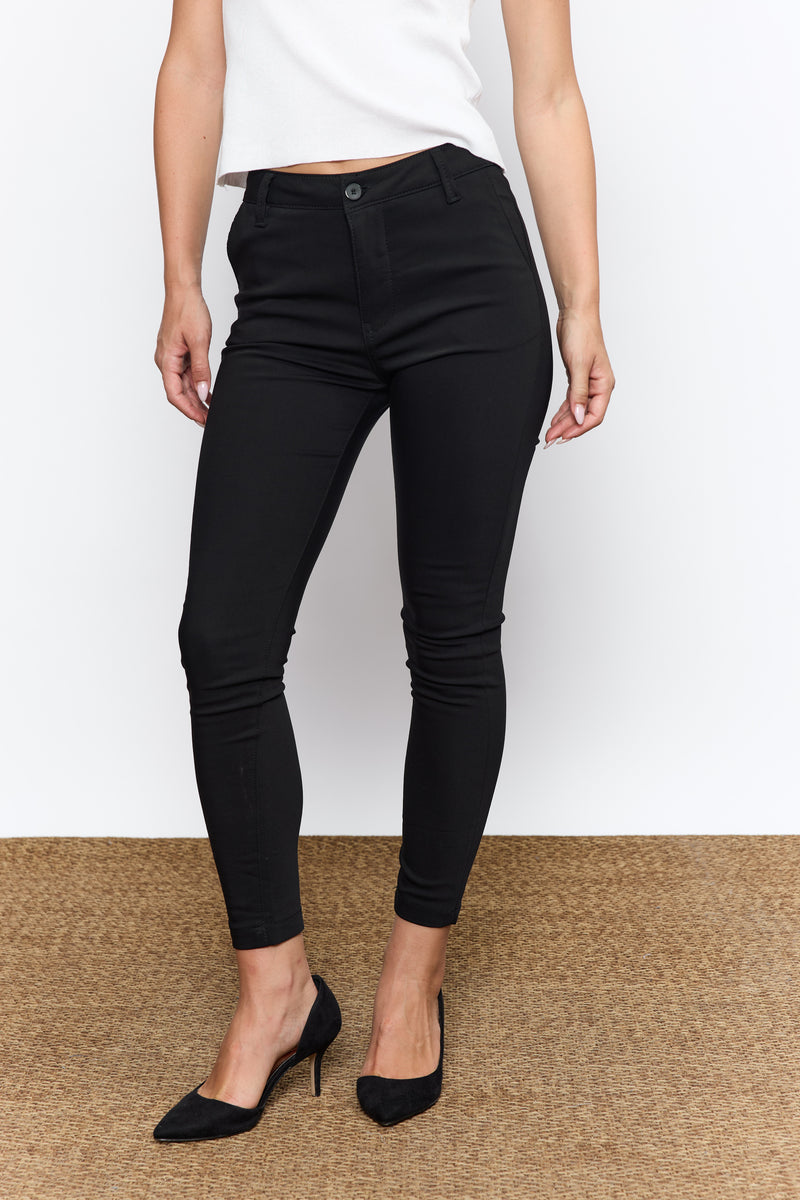 BEVY BELINDA BLACK