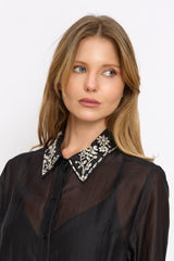 מכופתרת צווארון יהלומים