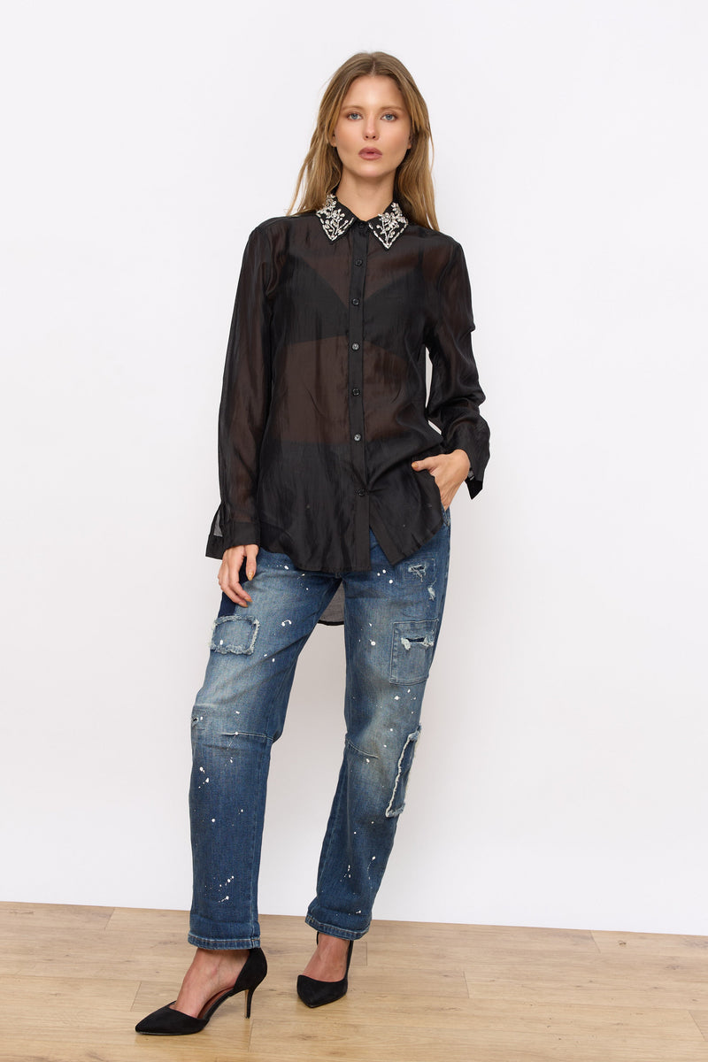 מכופתרת צווארון יהלומים