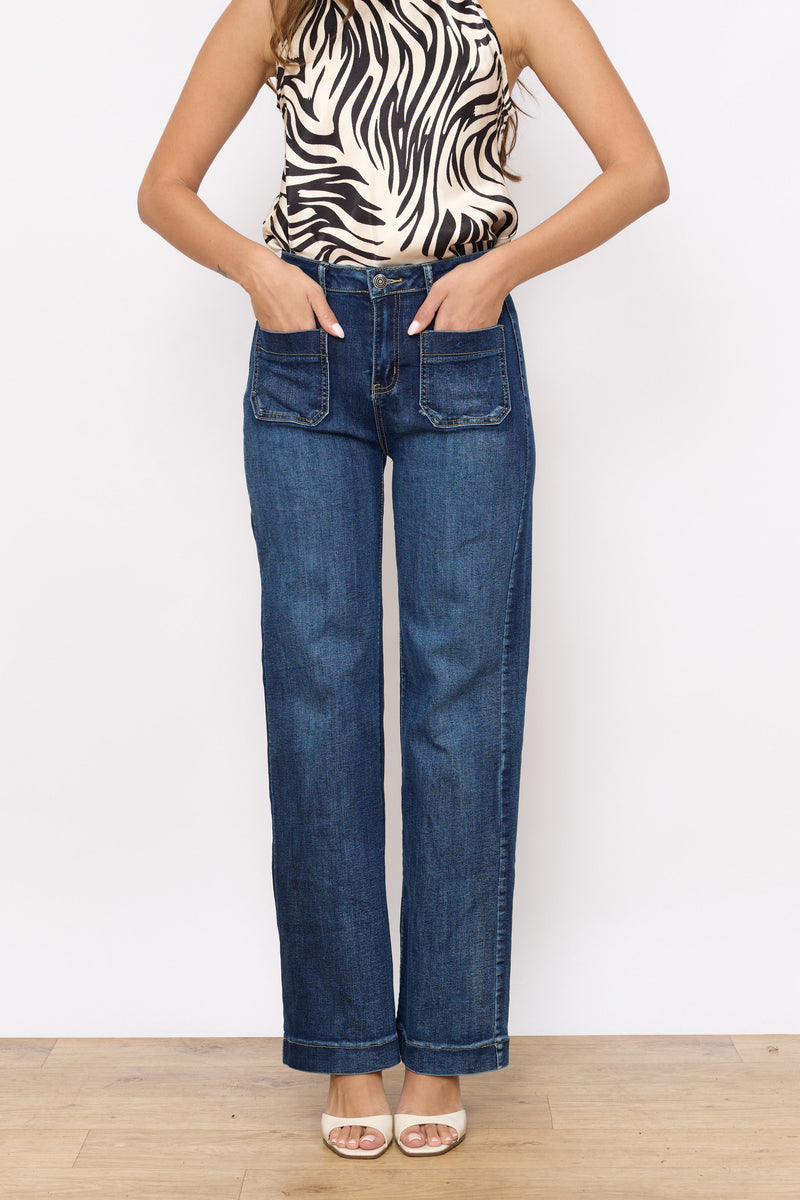 ג'ינס כיס מרובע