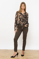 מכופתרת קשירה מודפסת