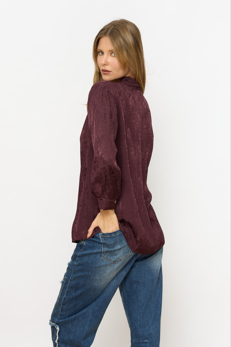 מכופתרת סאטן ברוקאד