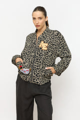 ג'קט מנומר פאטצ'ים