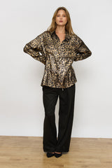 מכופתרת מנומרת כפתורי זהב