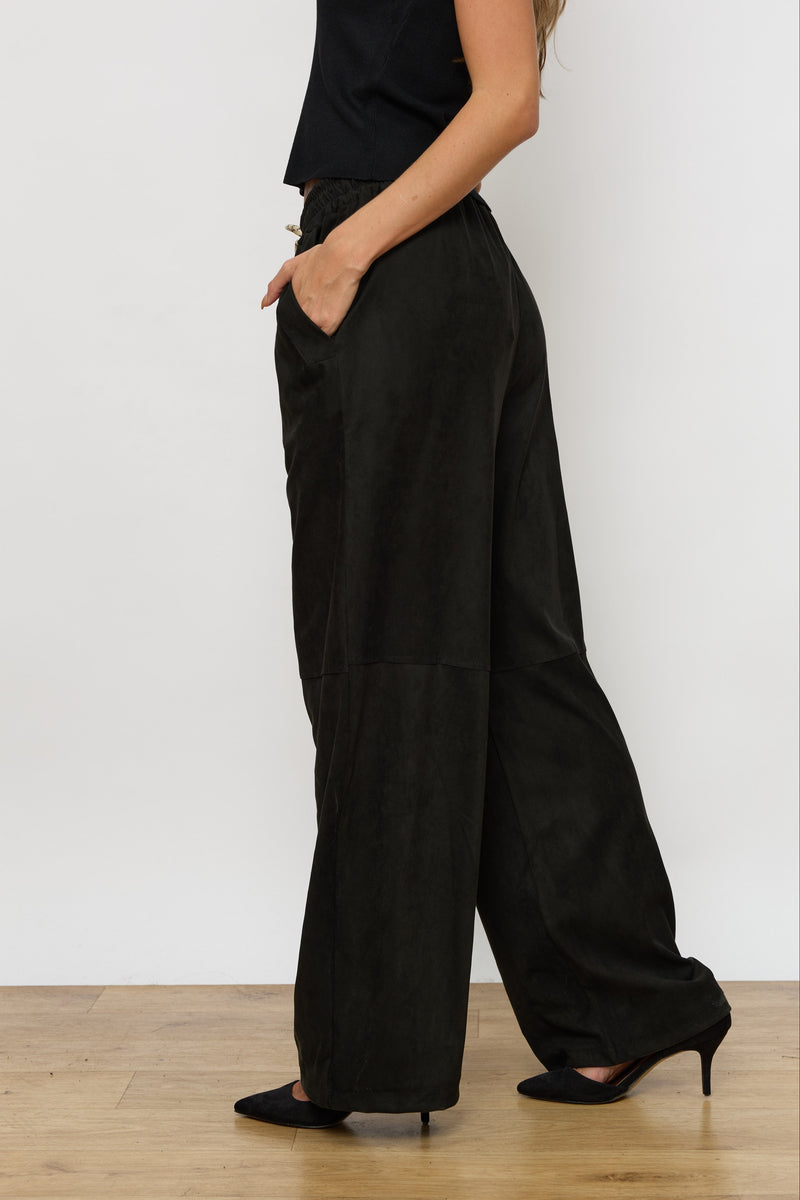 מכנס גומי סוויד רחב