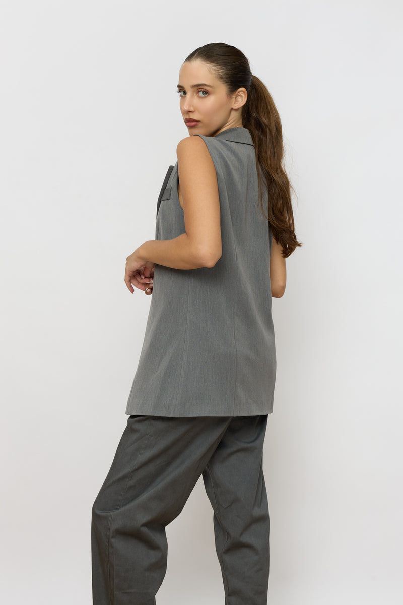 בלייזר ללא שרוול