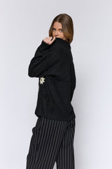 סריג צווארון פרח מראה