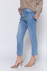 ג'ינס כפתורים דלמטיים