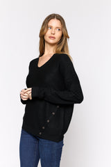 סריג כפתורים בצד