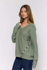 סריג כפתורים בצד