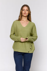 סריג כפתורים בצד