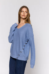 סריג כפתורים בצד