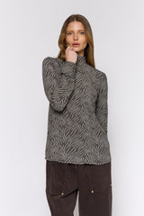 טופ חצי גולף להבות