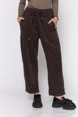 מכנס קורדרוי גומי כיס מרובע