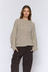 סריג ניקי בוקלה