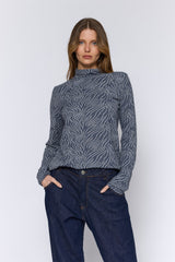 טופ חצי גולף להבות