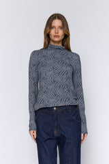 טופ חצי גולף להבות