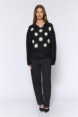 סריג צווארון פרח מראה