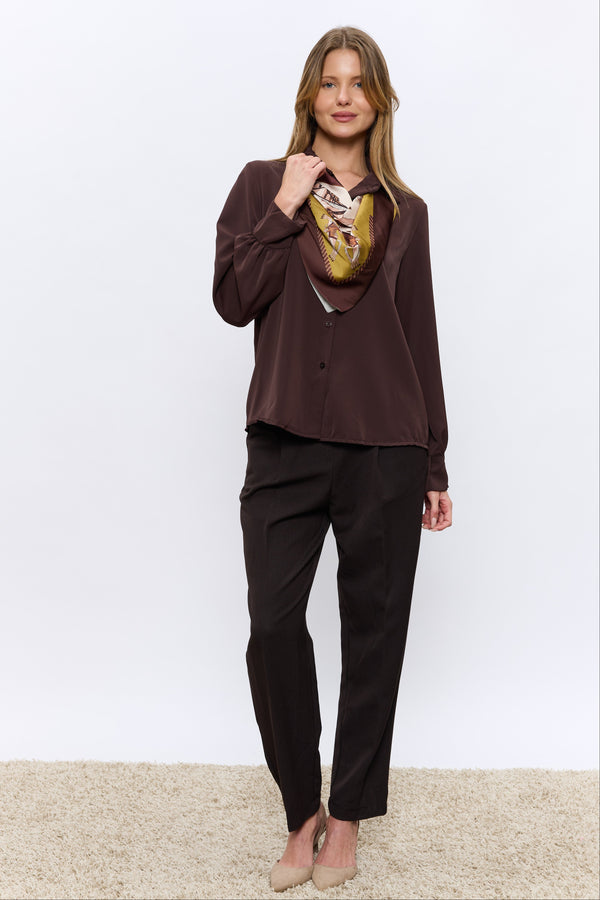 מכופתרת+צעיף סאטן