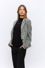 ג'קט בוקלה מחוייט