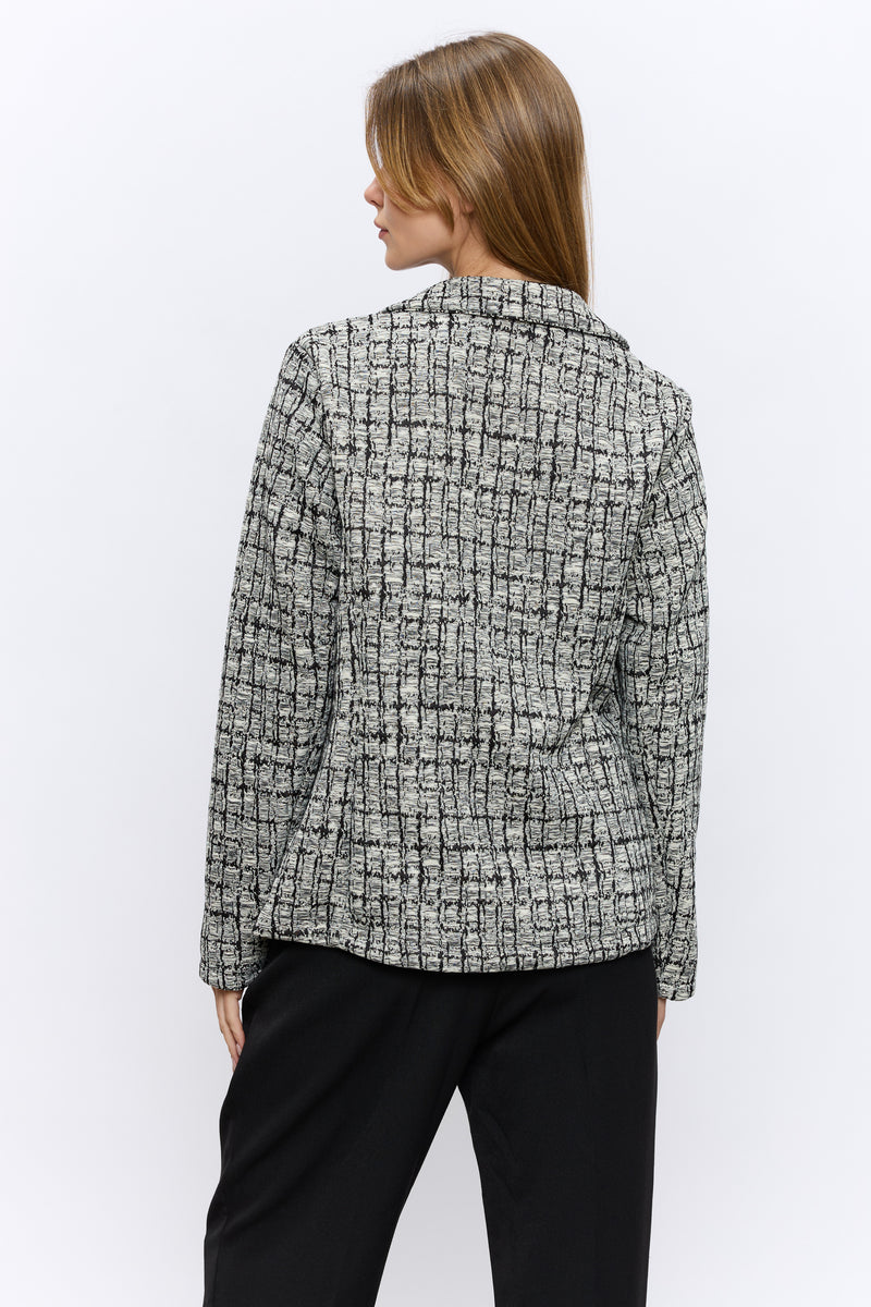 ג'קט בוקלה מחוייט