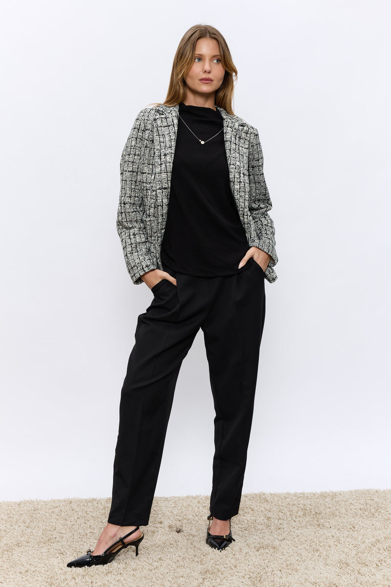 ג'קט בוקלה מחוייט