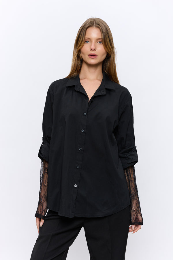 מכופתרת שרוולי תחרה