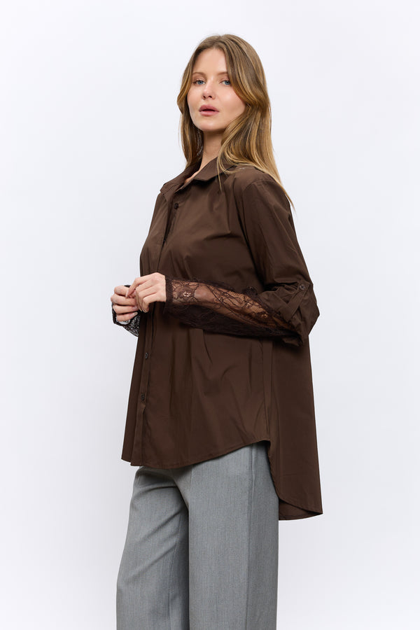 מכופתרת שרוולי תחרה