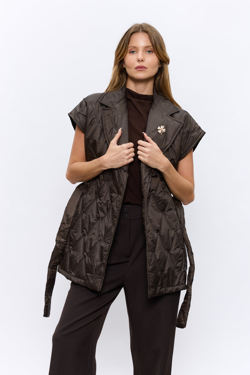 ג'קט קווילט ללא שרוול