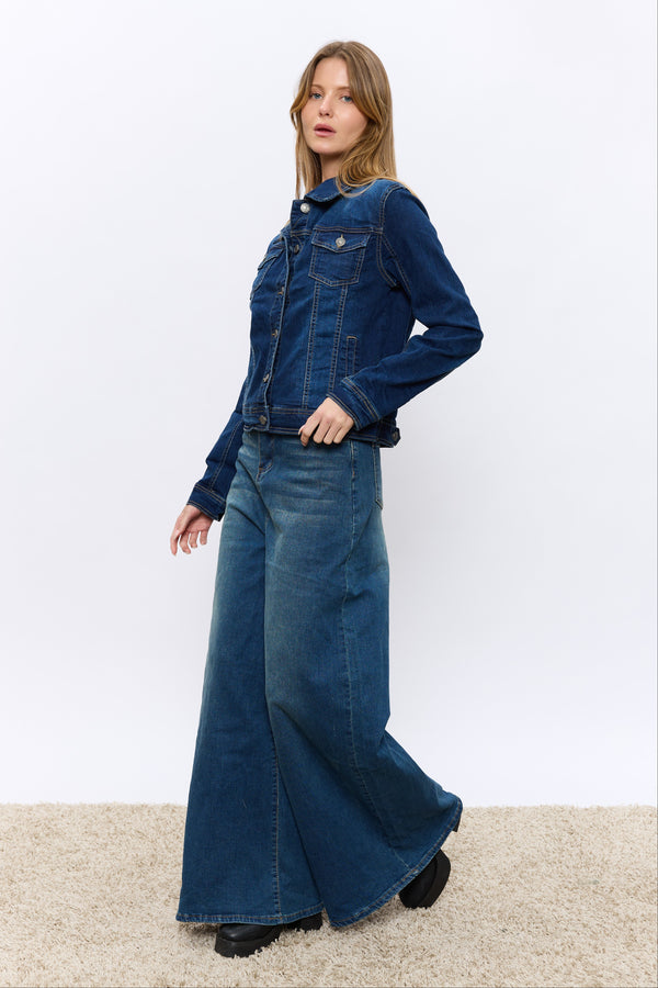 ג'ינס רחב אקסטרה