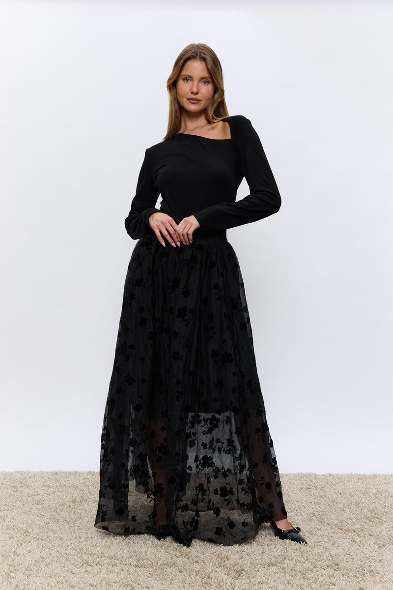 חצאית רזיל פרח קטיפה