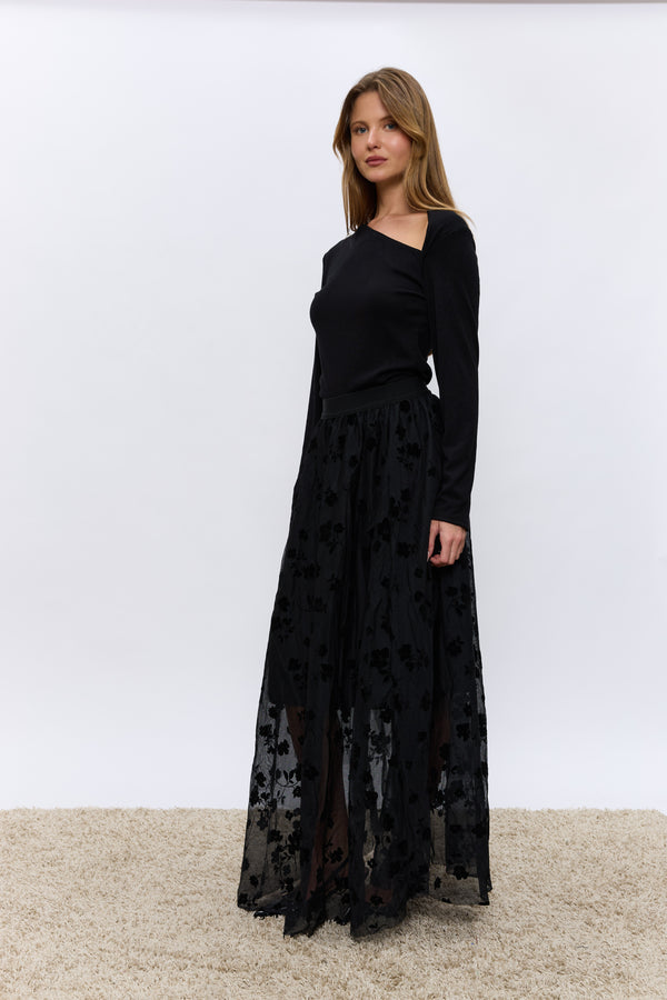 חצאית רזיל פרח קטיפה