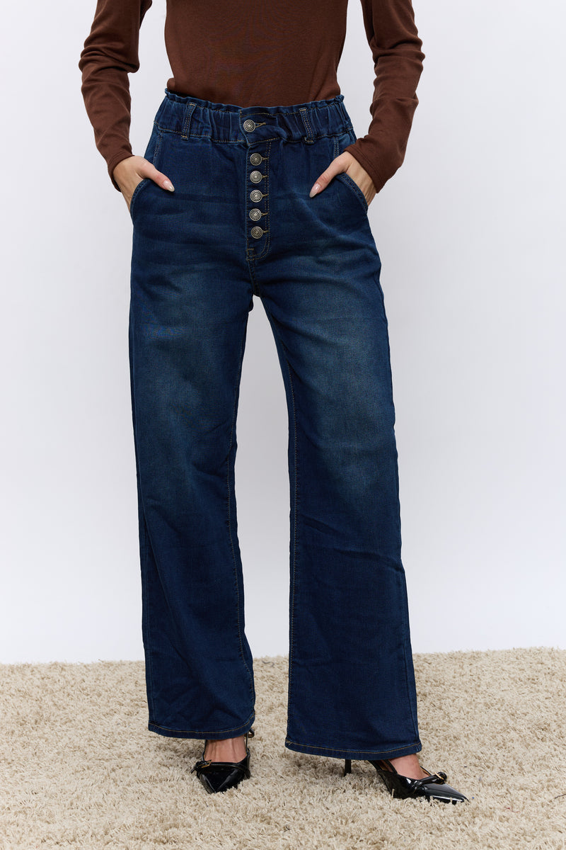 ג'ינס רחב כפתורים