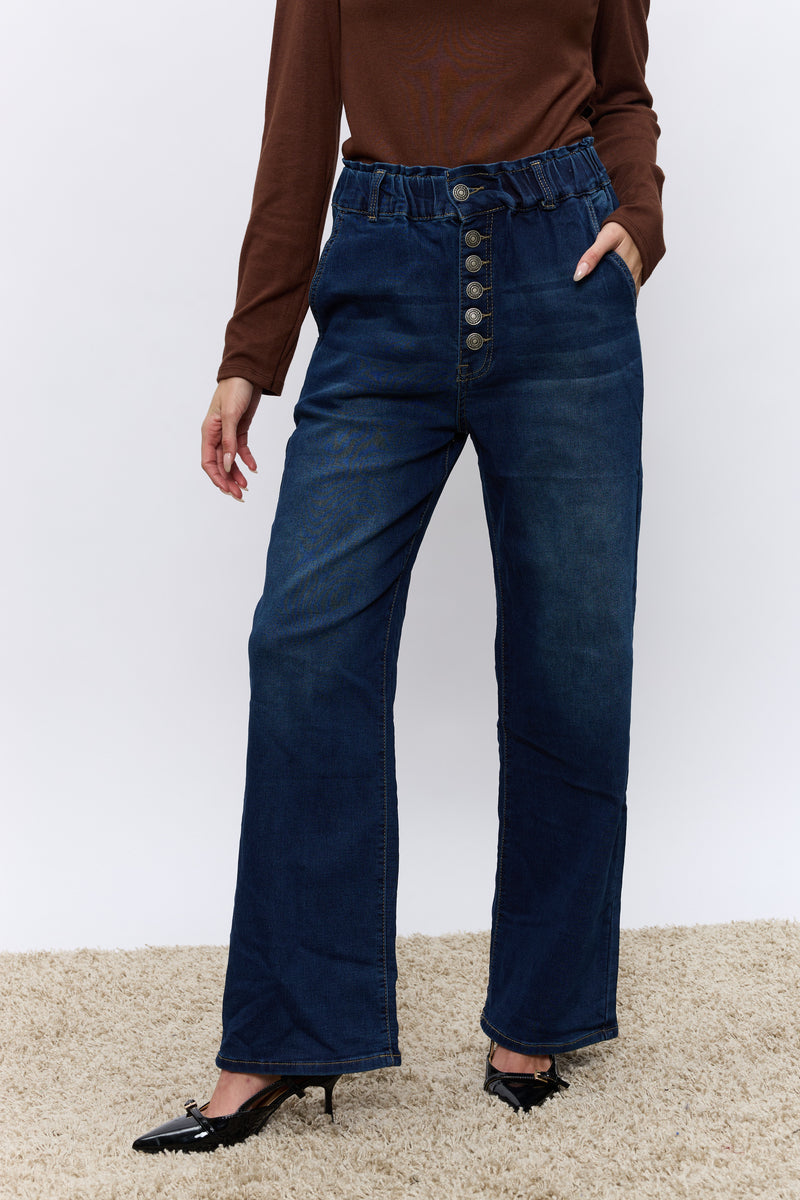 ג'ינס רחב כפתורים