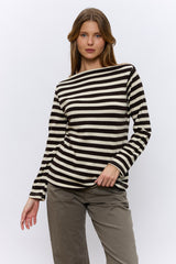 סריג סירה פסים