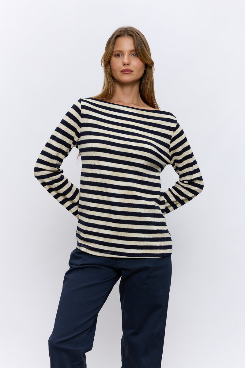 סריג סירה פסים