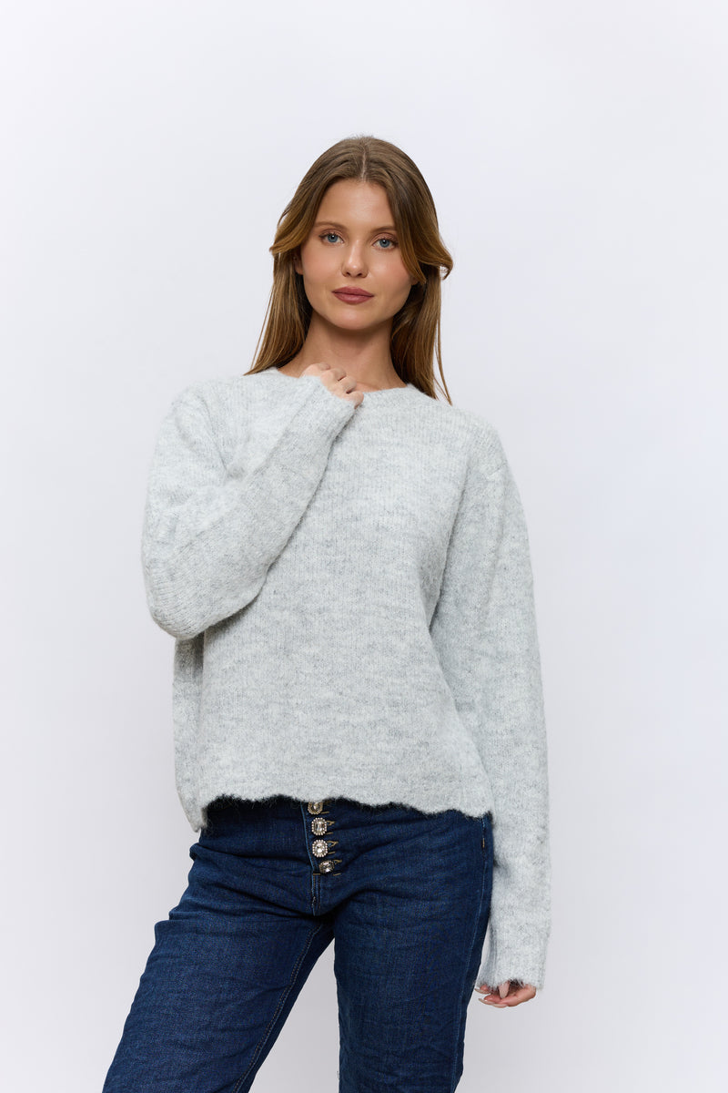 סריג תכשיט בגב