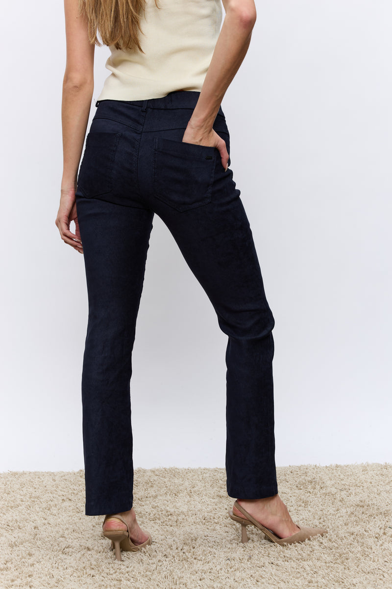 BEVY NOVEL קורדרוי